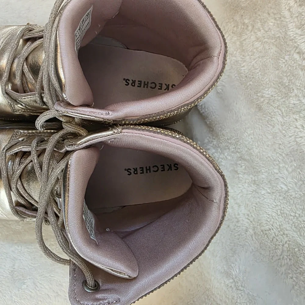 Skechers Rose Gold Girls Boots with Rinestones Size US 4 EUR 36‎